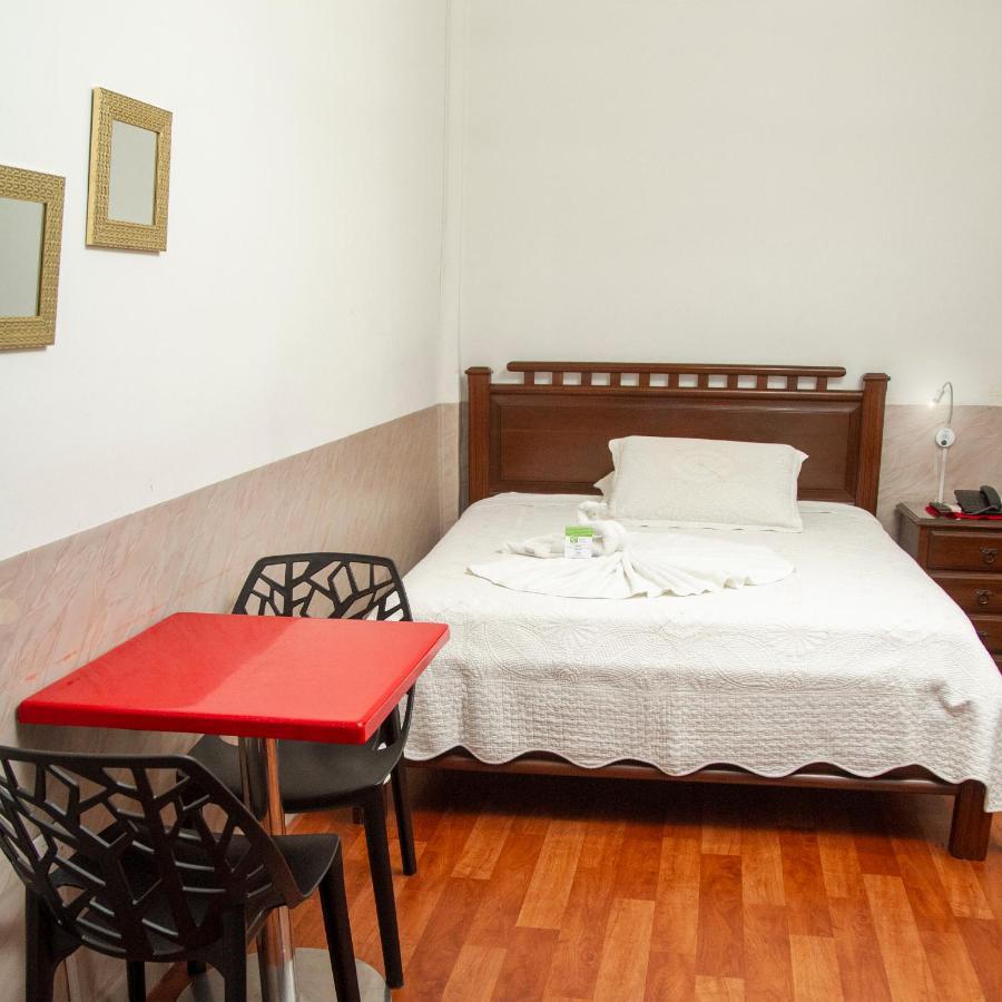 Buen Retiro Apart Hotel Santa Cruz de La Sierra Εξωτερικό φωτογραφία